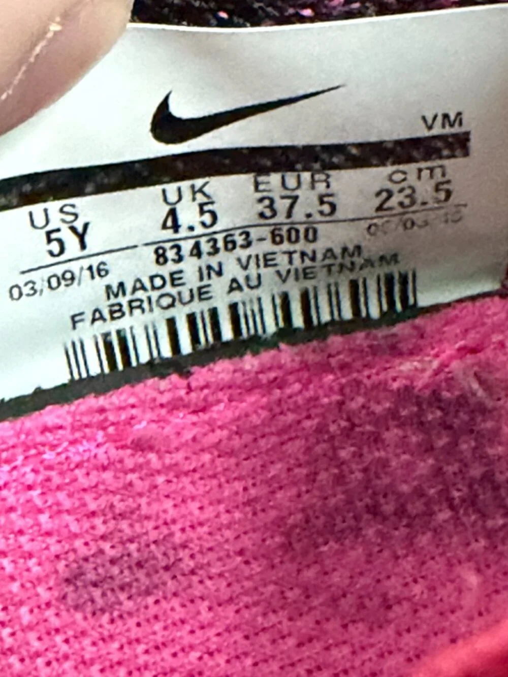 Nike Free RN Flyknit Running Shoes Pink Black Women's Athletic Size 6.5